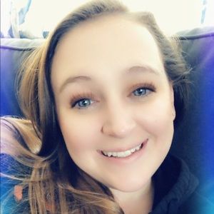 Meet your Posher, Kasey